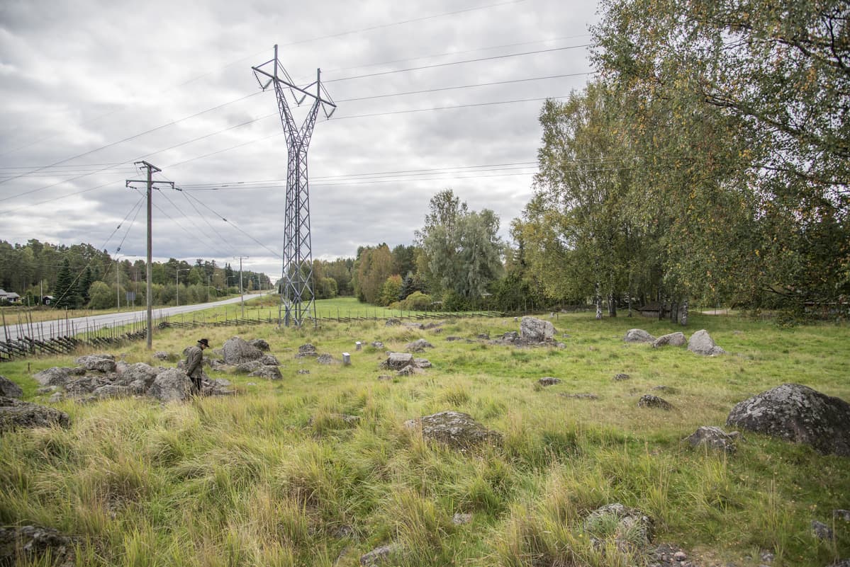 Luistarin hautakalmisto Eurassa