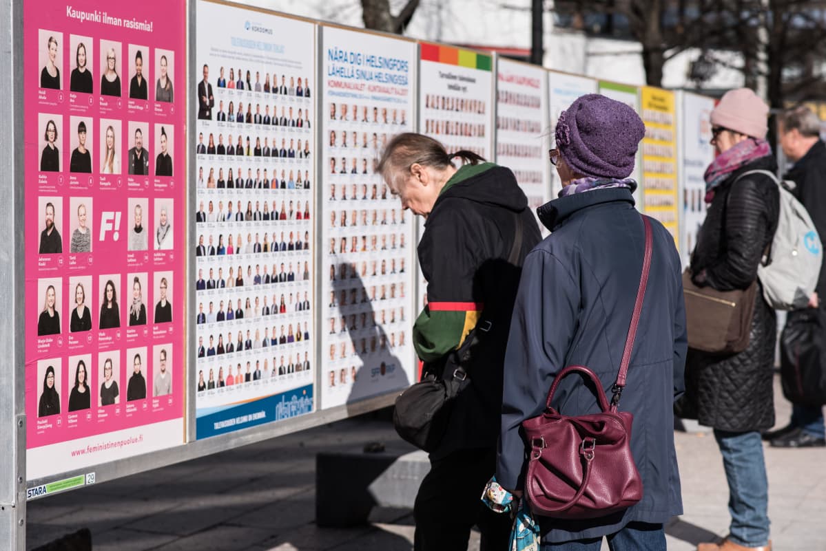Vaalimainoksia Helsingissä, kuntavaalit 2017