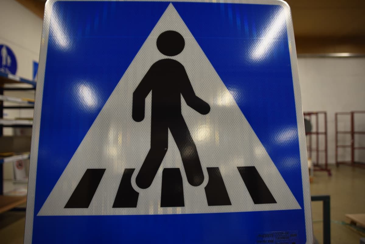 Uusi suojatiemerkki