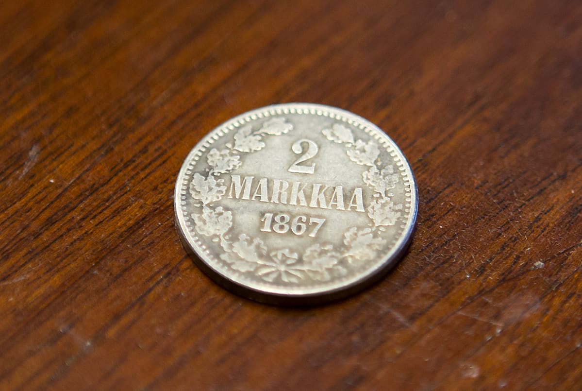 2 markan kolikon kopio.