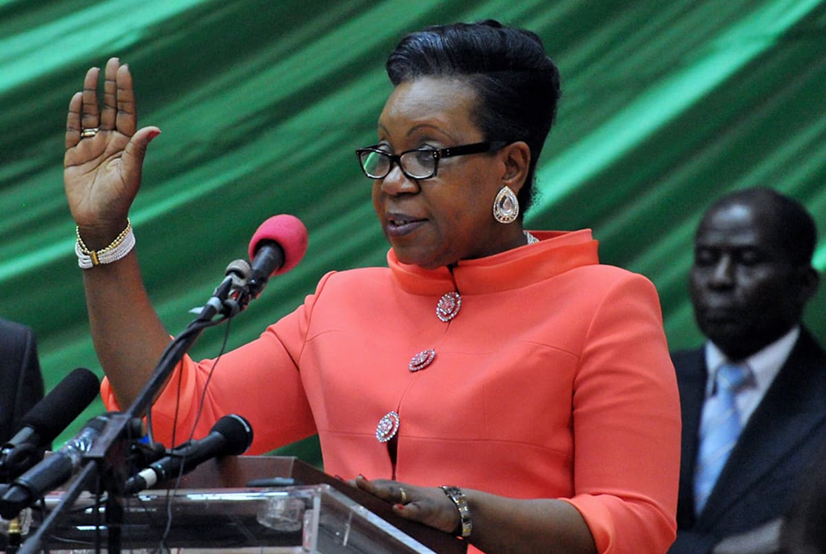 Keski-Afrikan tasavallan väliaikainen presidentti Catherine Samba-Panza.