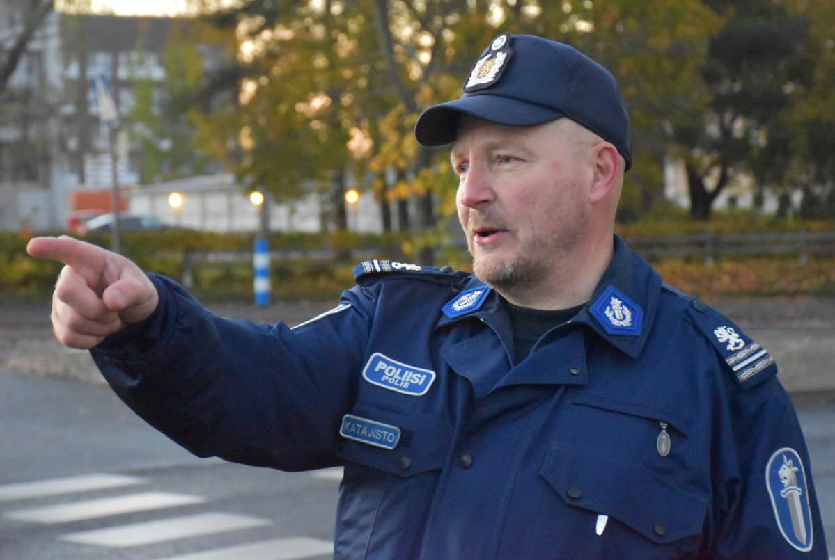 Komisario Tuomo Katajisto, Lounais-Suomen Poliisi.