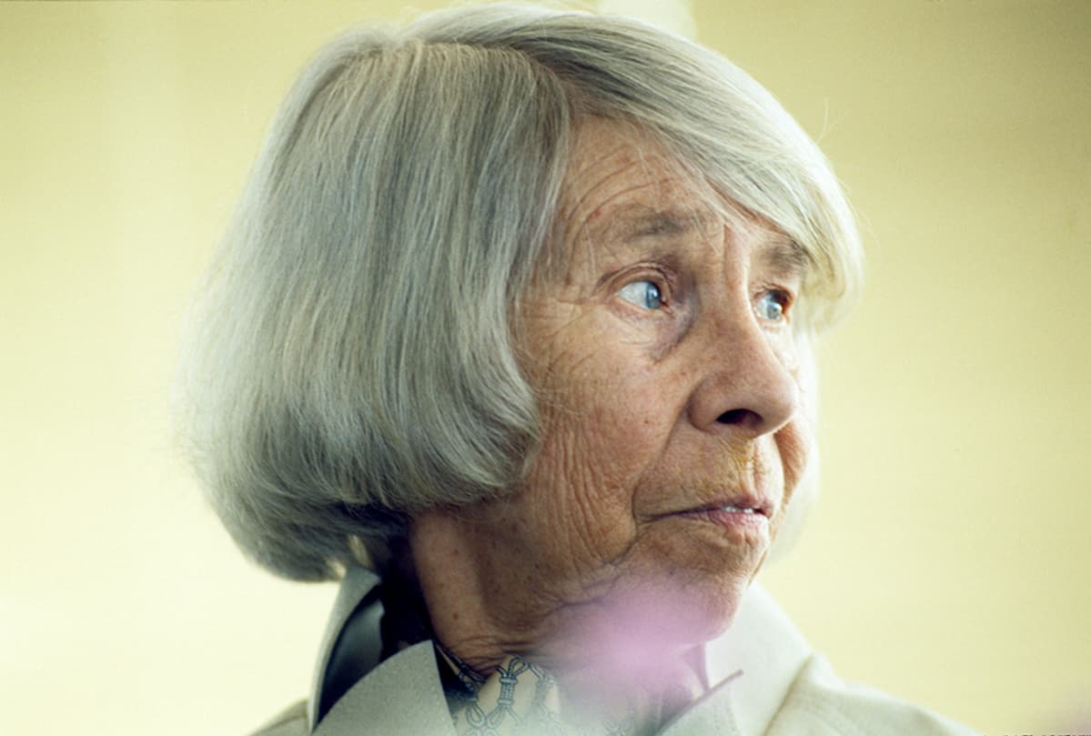 Taiteilija Tove Jansson valokuvattuna vuonna 1991.