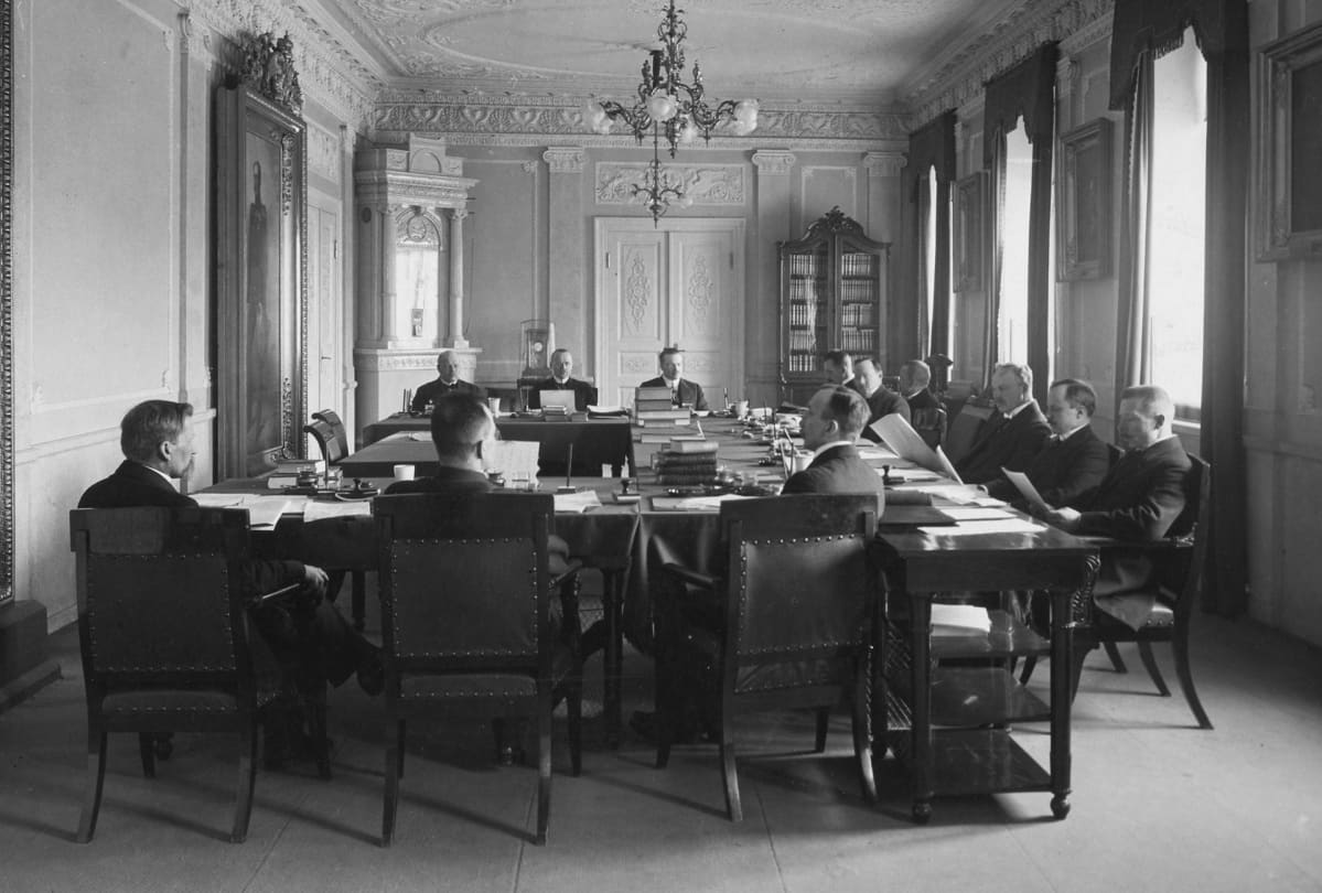 Tokoin senaatin talousosaston istunto 1917.