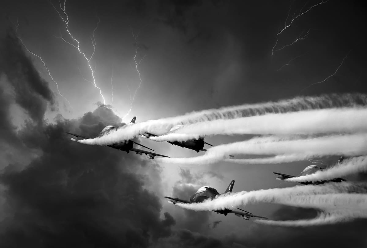 Ilmavoimien Midnight Hawks ukkosrintamassa