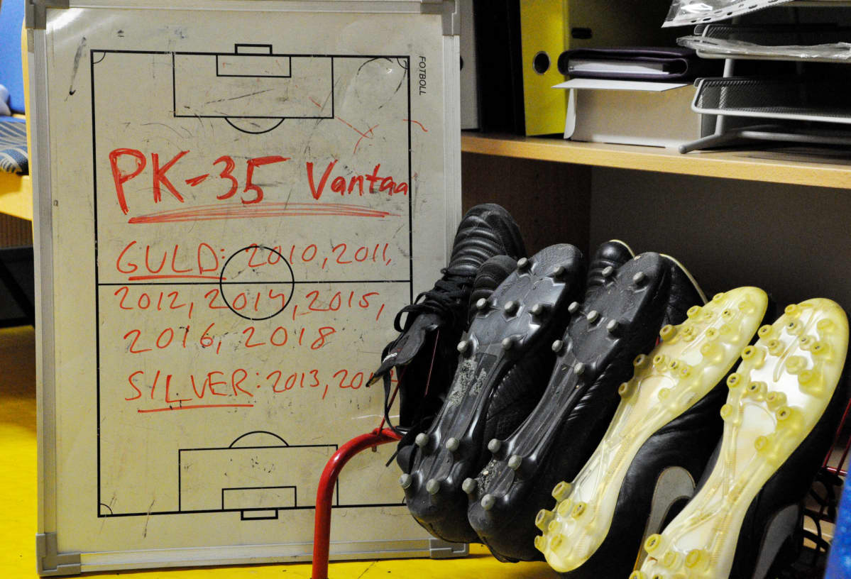 PK-35 Vantaa naiset