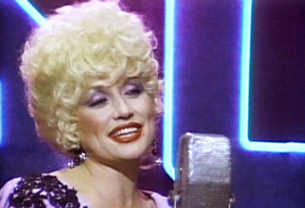 Dolly Parton vuonna 1984