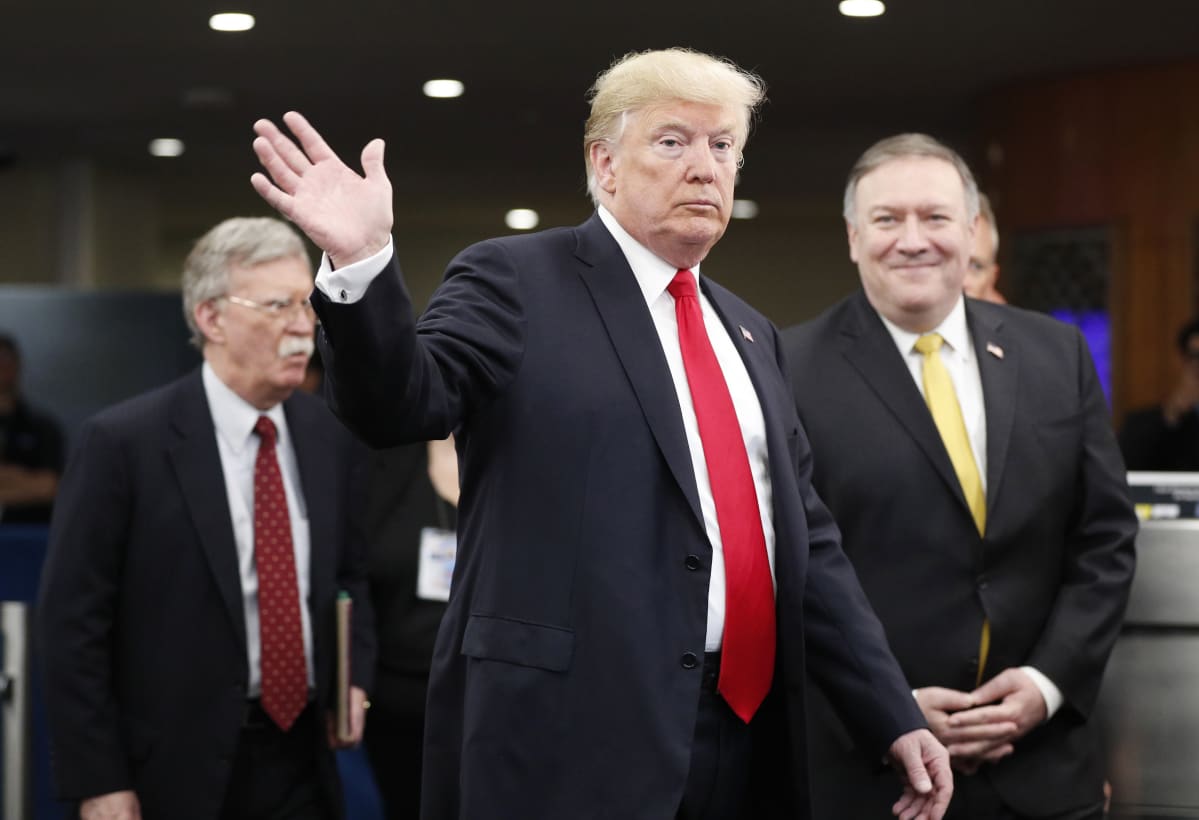 Bolton, Trump ja Pompeo
