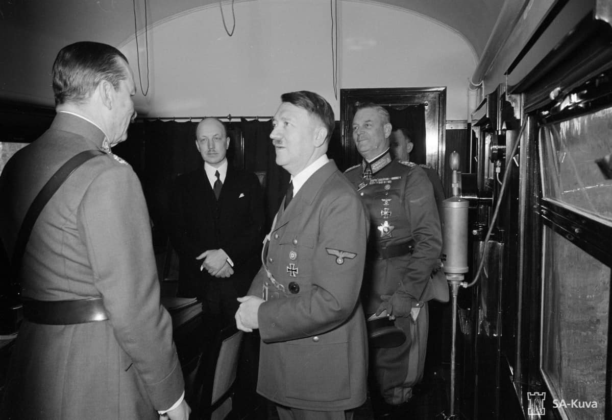 Adolf Hitler ja marsalkka Mannerheim