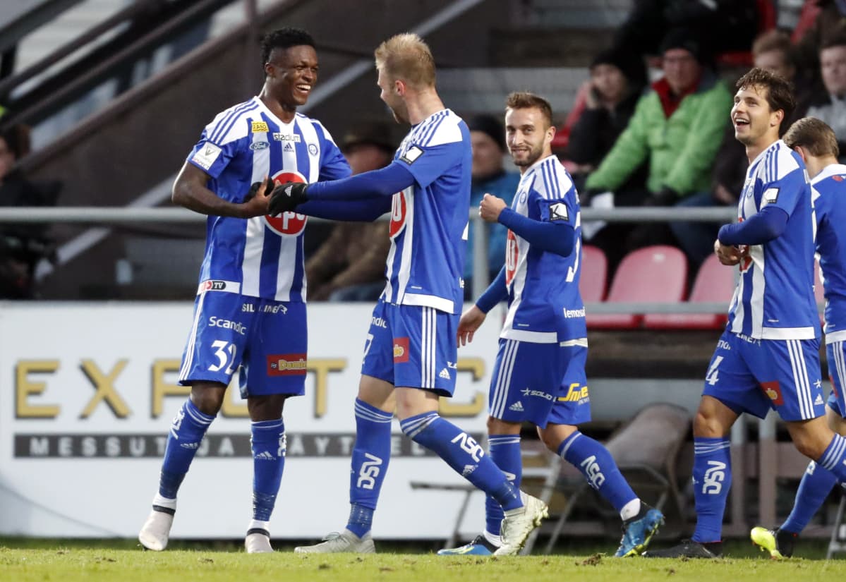 HJK juhlii.