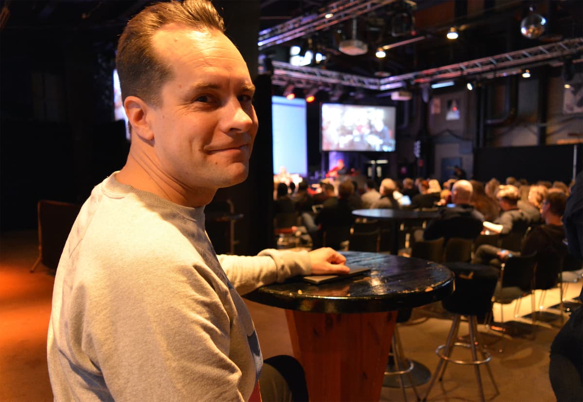 Provinssin festivaalijohtaja Sami Rumpunen osallistui myös festarisimulaatioon Seinäjoen Rytmikorjaamolla.