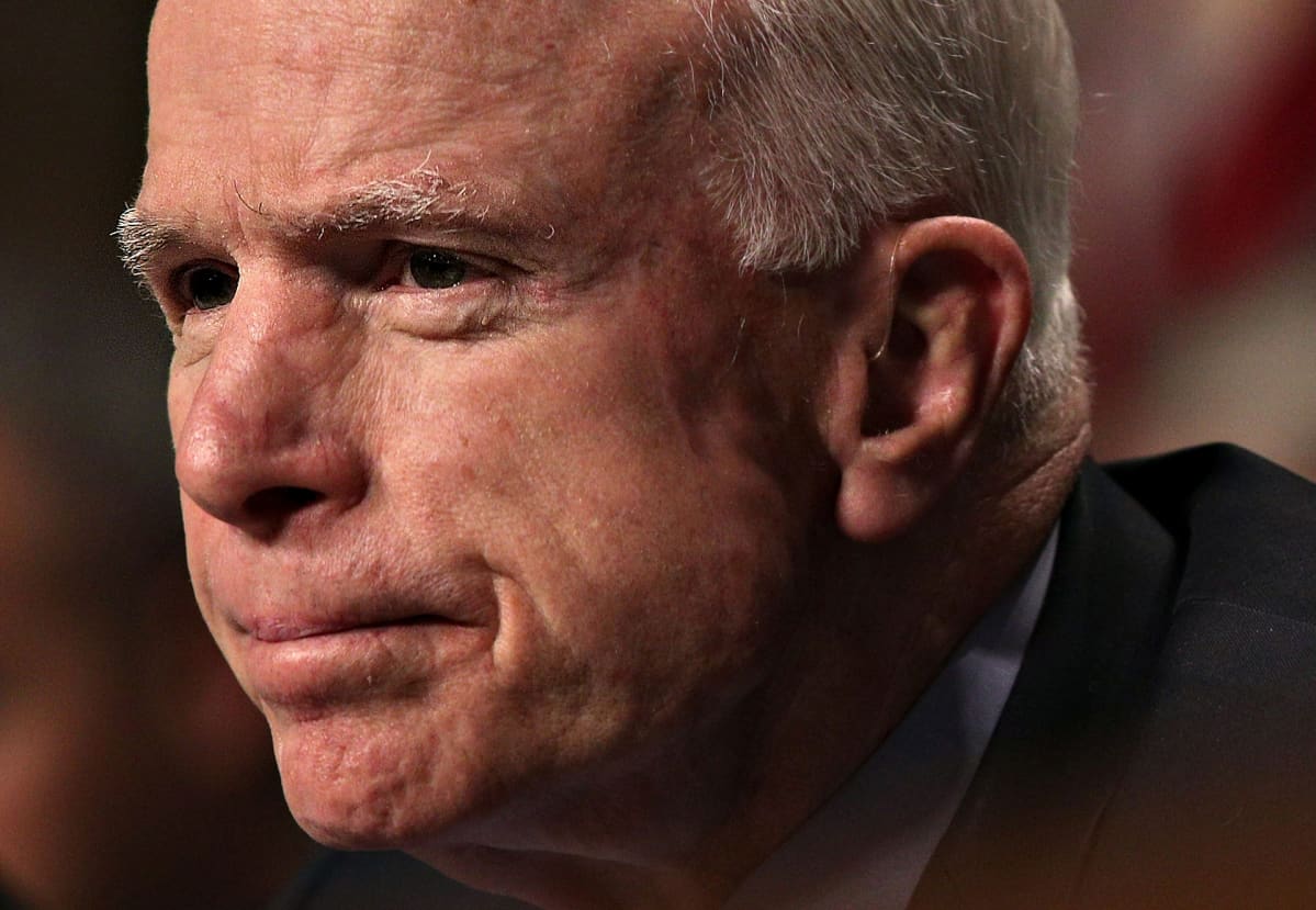 John McCain helmikuussa 2017.