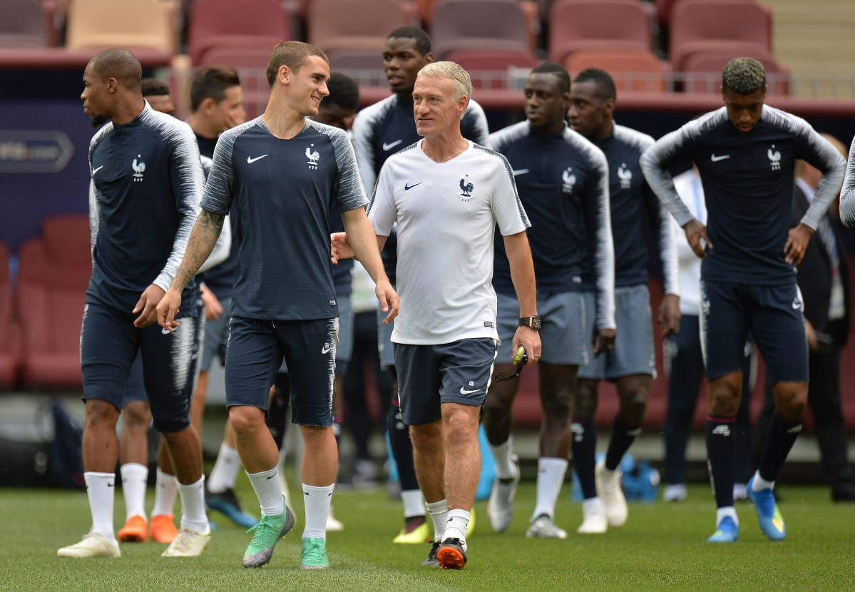 Didier Deschamps ja Antoine Griezmann.