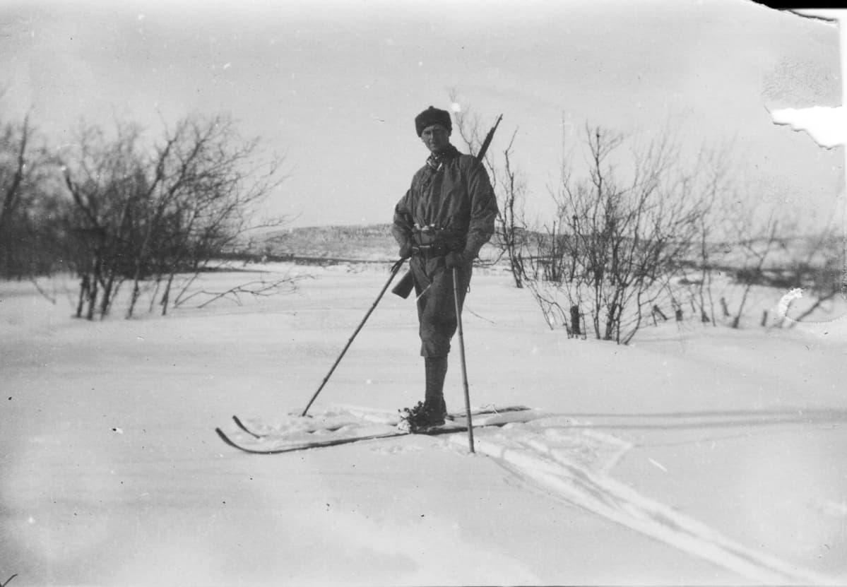 Näyttelijä Aarne Orjatsalo .