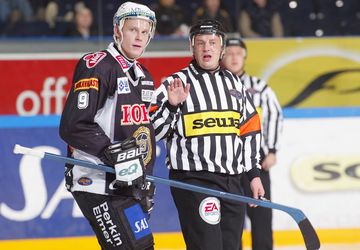 Mikko Koivu TPS-paidassa vuonna 2003.