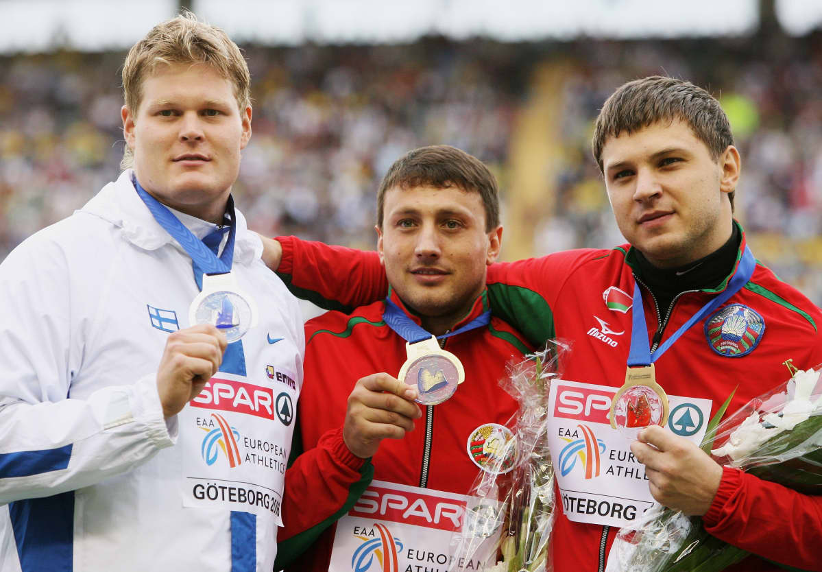 Olli-Pekka Karjalainen, Ivan Tihon ja Vadim Devjatovski miehittivät palkintosijat Göteborgin EM-finaalissa 2006. Sittemmin Tihon menetti kultamitalinsa Karjalaiselle dopingkäryn vuoksi. Hylkäys olisi ollut myös Devjatovskin kohtalo, mutta hän pääsi pälkähästä, koska IAAF rikkoi urheilijan oikeusturvaa peruuttamattomalla tavalla.