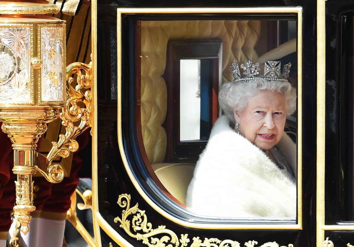 Britannian kuningatar Elisabet II toukokuussa 2015.