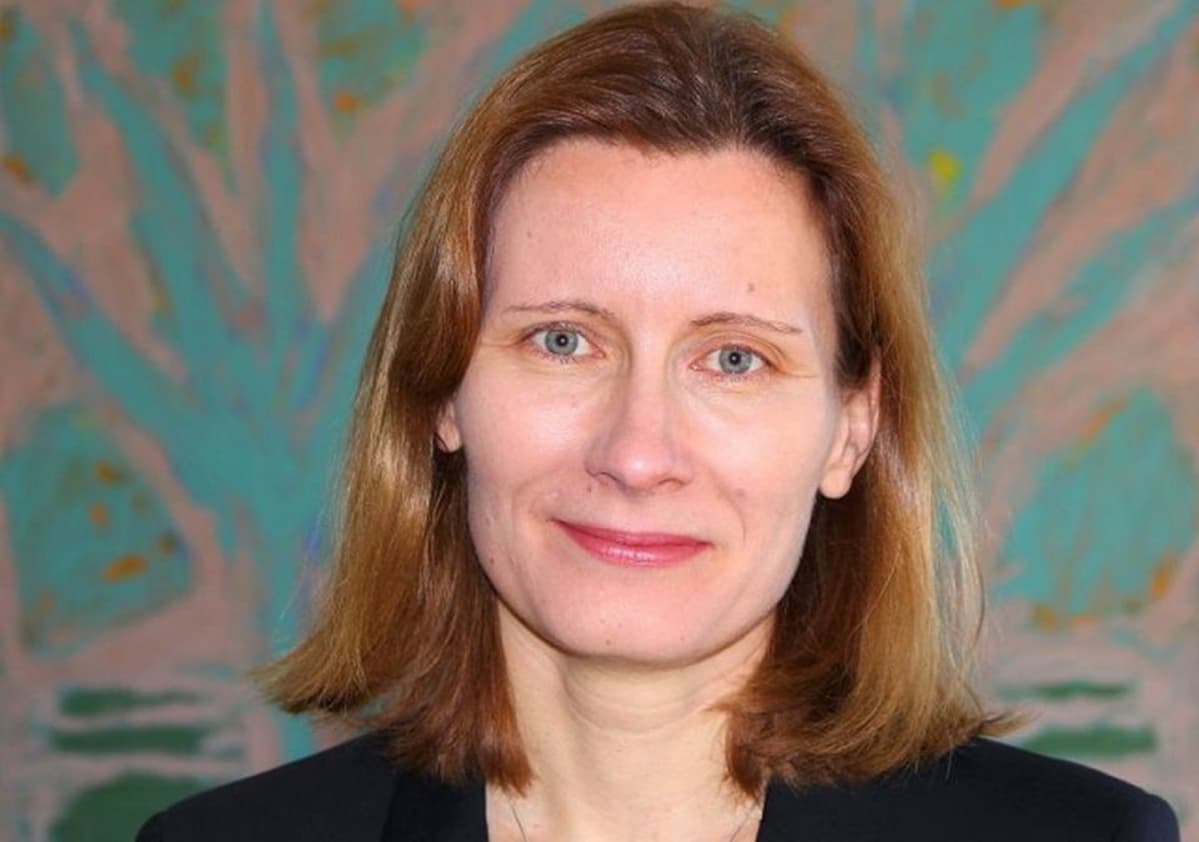 Heli Järnefelt suosittelee ryhmähoitoa unilääkkeiden tilalle.