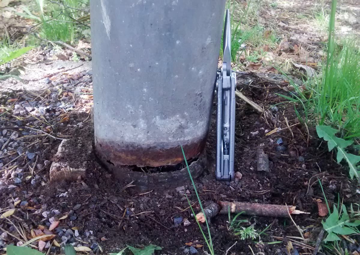 Syöpynyt lyhtypylväs