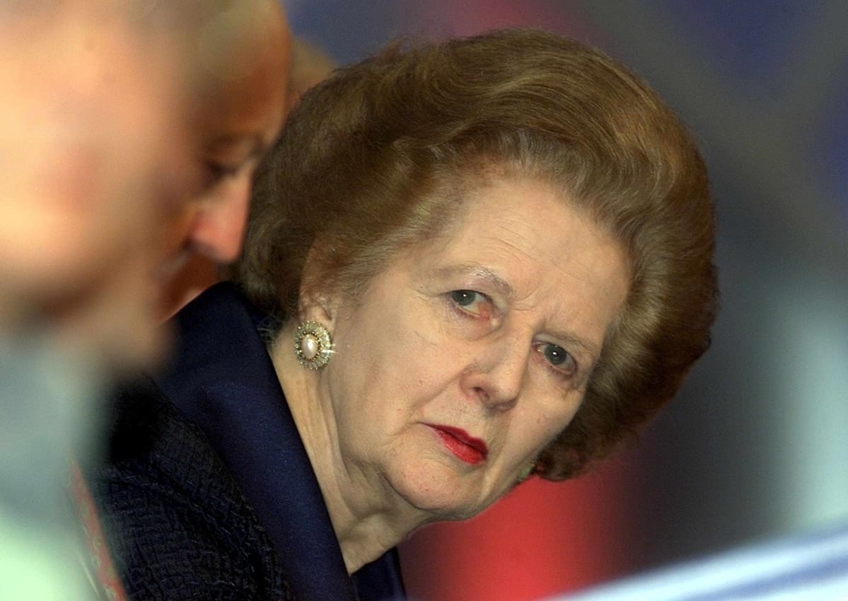 Margaret Thatcherin kasvokuva.