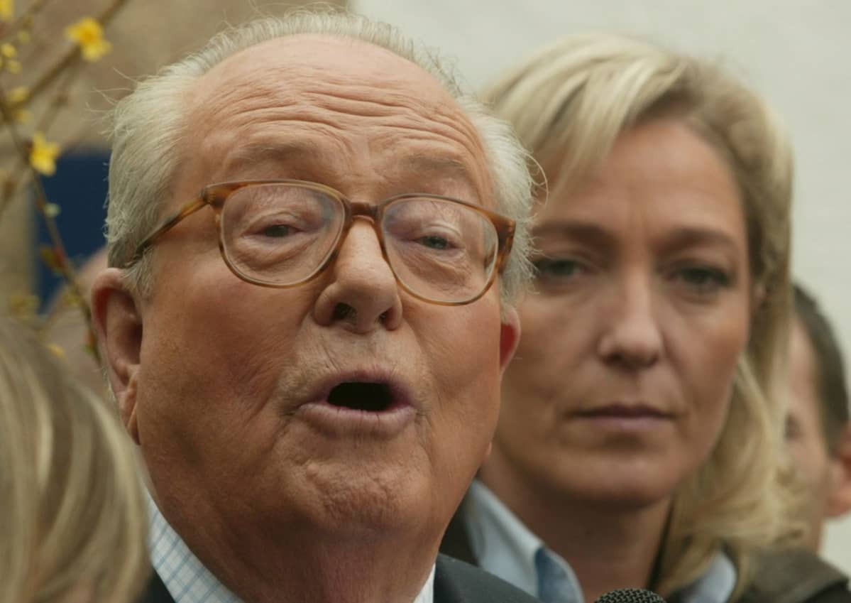 Kansallisen rintaman perustajan Jean-Marie Le Penin ja tyttären, puolueen nykyisen puheenjohtajan Marine Le Penin välit ovat katkenneet.