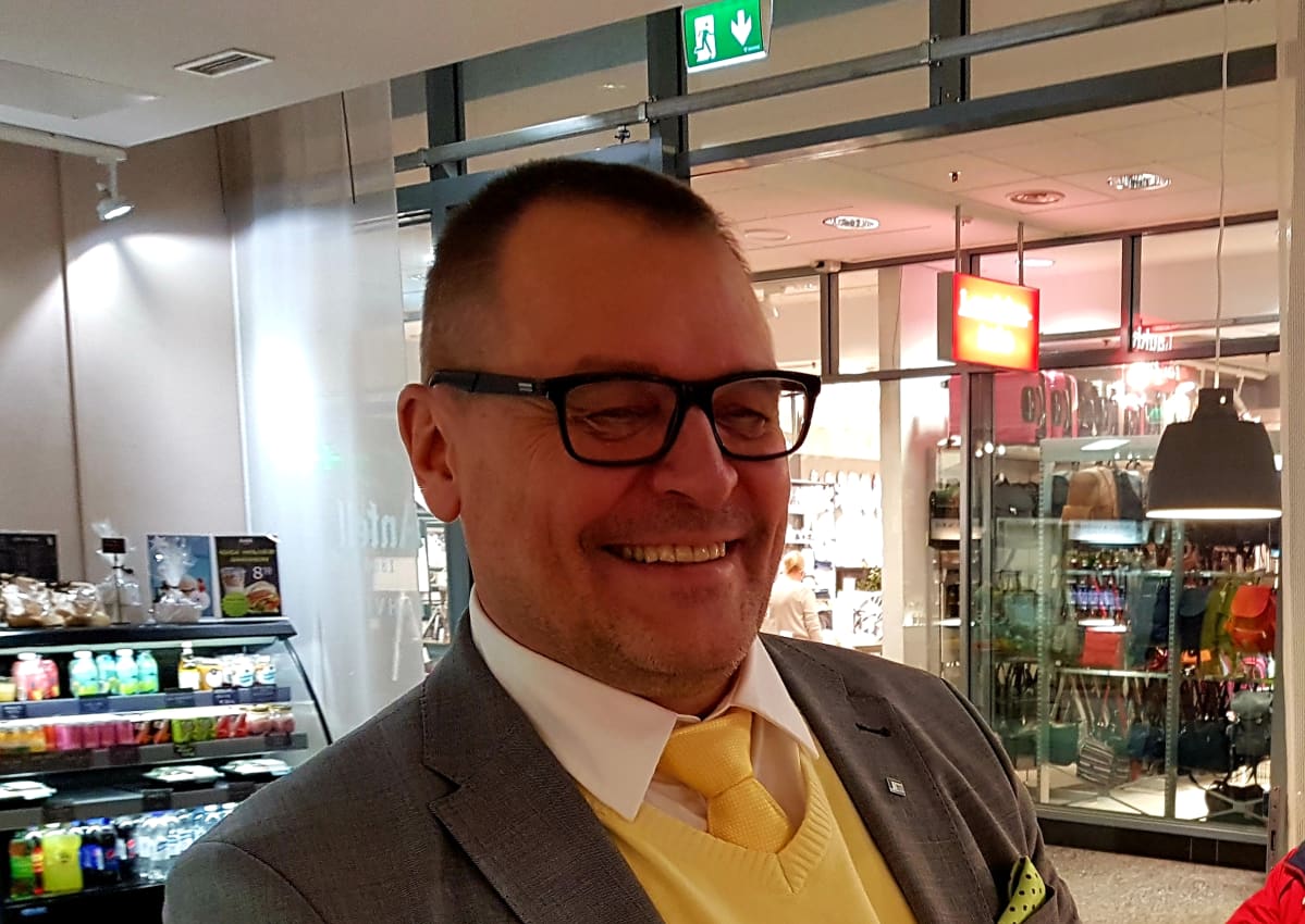 Sinisen tulevaisuuden puoluesihteeri, kansanedustaja Matti Torvinen