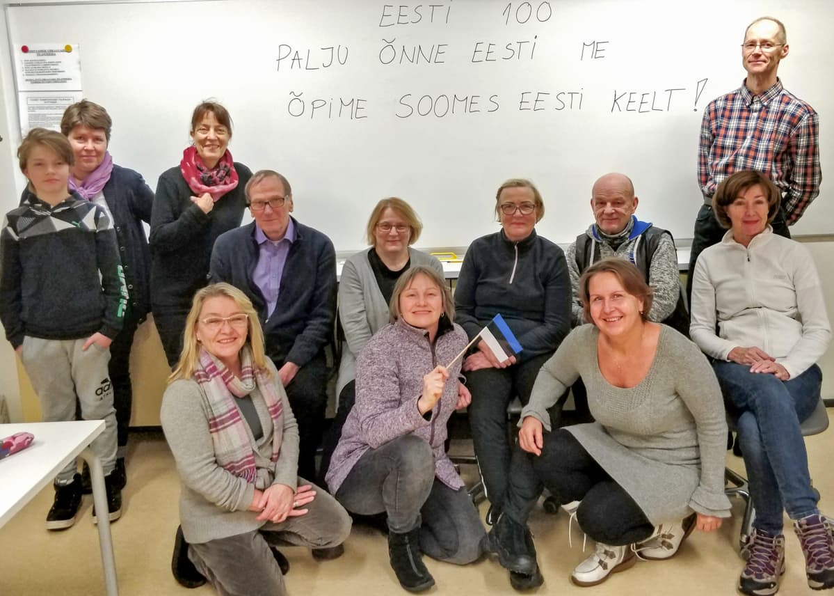 Kirkkonummen viron kielen opiskelijat