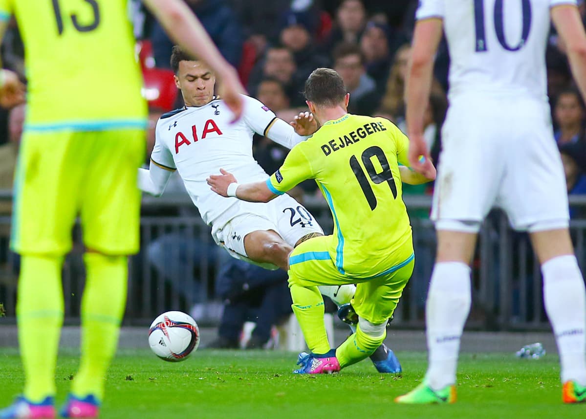 Dele.