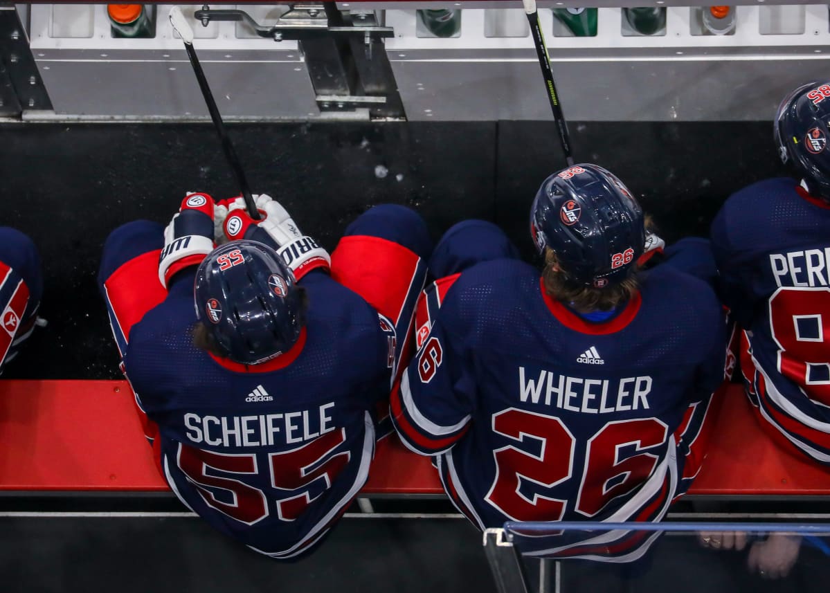 Mark Scheifele 55 ja Blake Wheeler 26 Winnipeg Jets