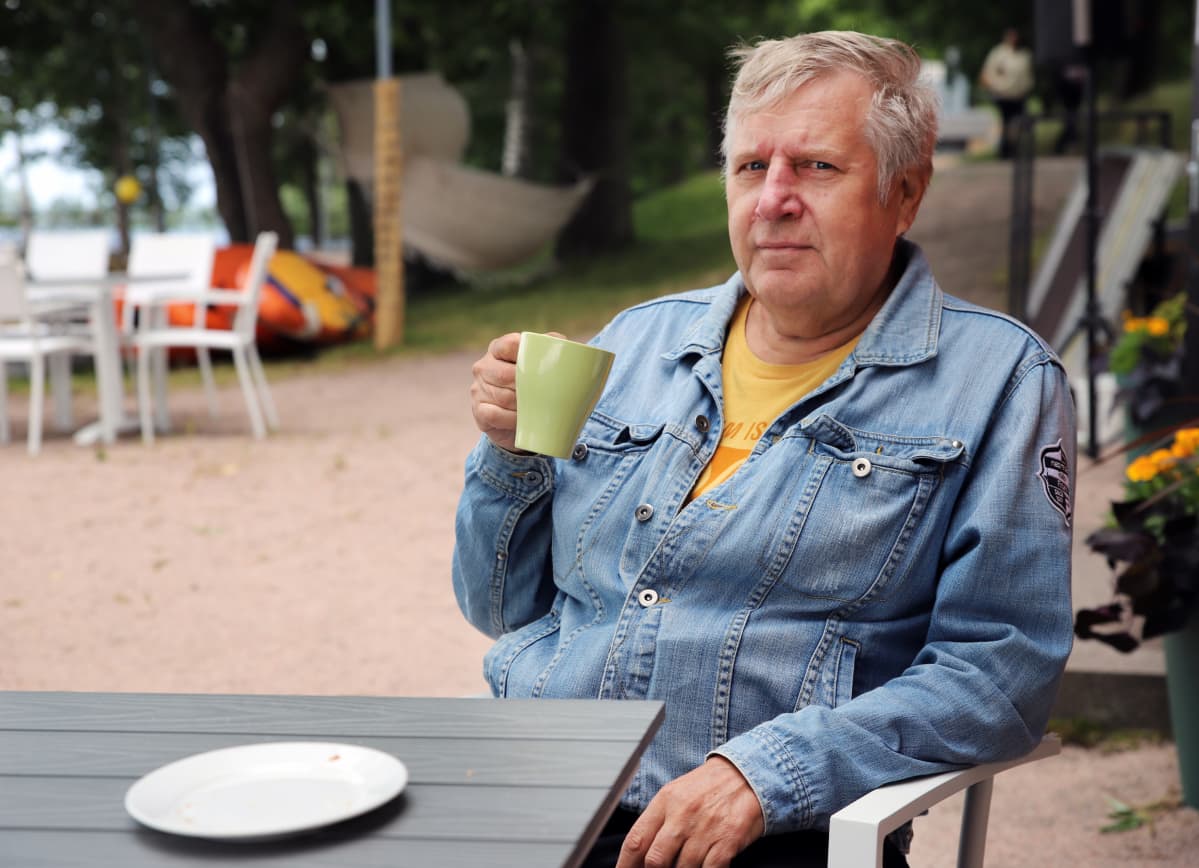 Eino Veikkolainen