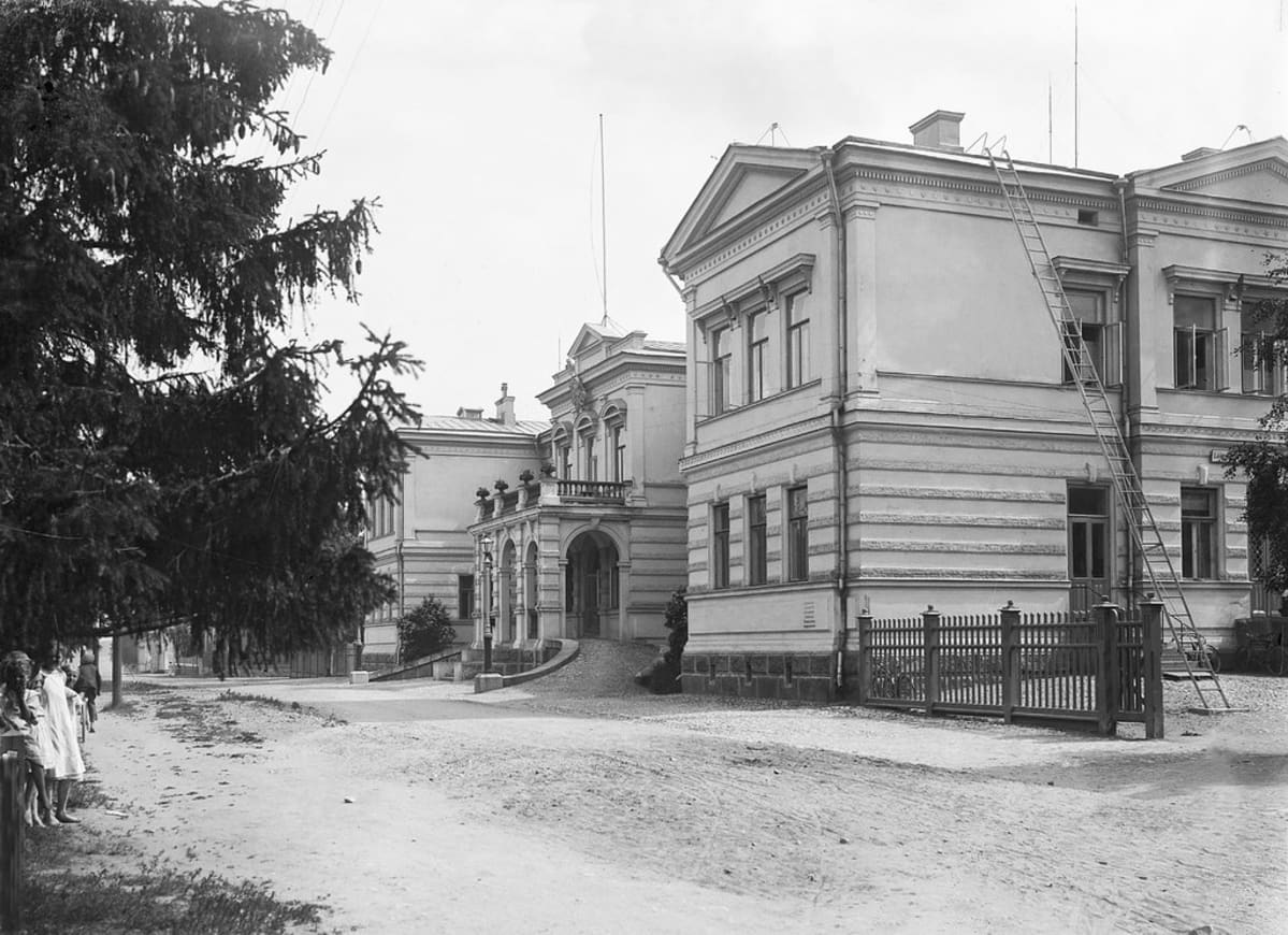 Kuopion lääninhallituksen rakennus