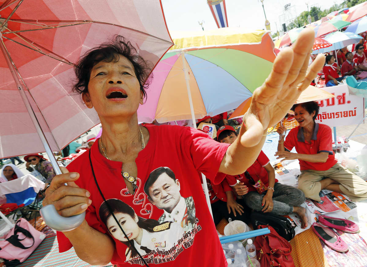 Thaksin Shinawatran kannattajat osoittivat mieltään Bangkokissa