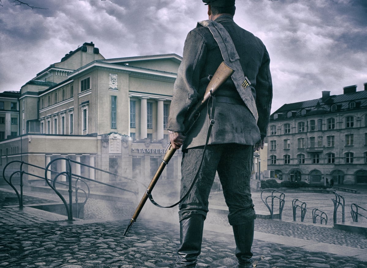 Tampereen teatterin rakennus on yksi esityksen 1918 teatteri taisteluista henkilöistä.