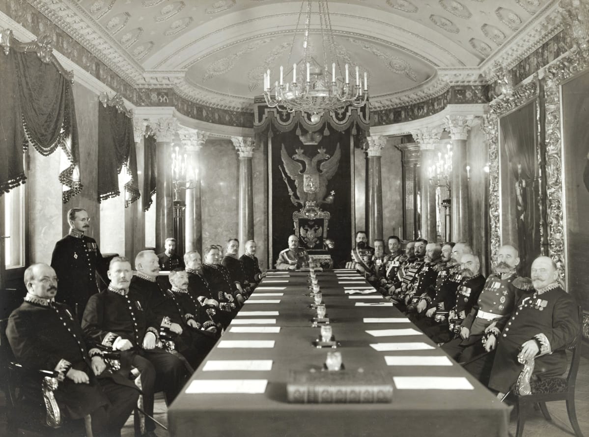 Ns. amiraalisenaatti istunnossaan 1915.