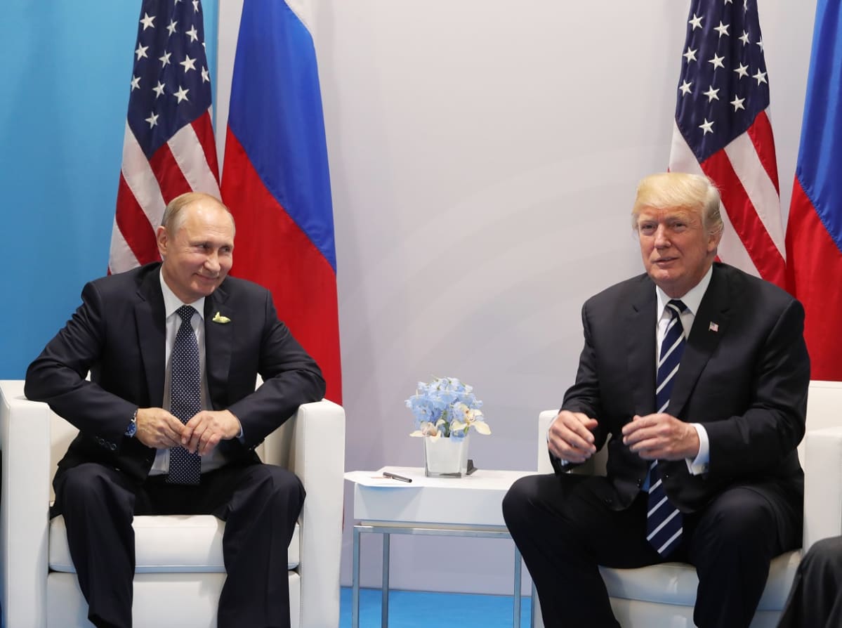 Presidentit Putin ja Trump Hampurin G20-kokouksessa heinäkuussa 2017.
