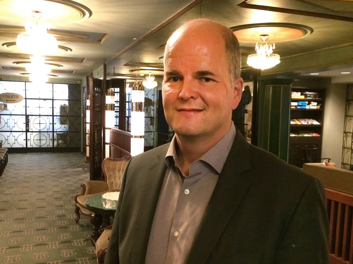 Radisson Blun Suomen maajohtaja Tomi Peitsalo.