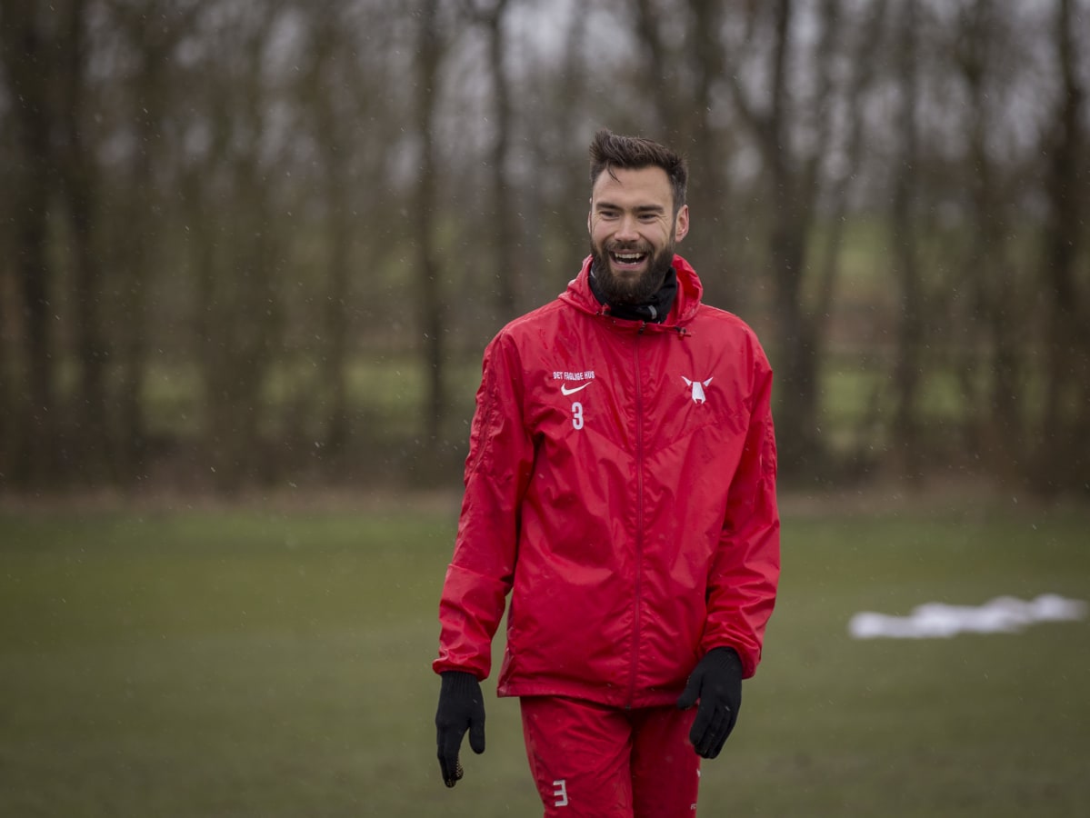 Tim Sparv FC Midtjyllandin harjoituskentällä.