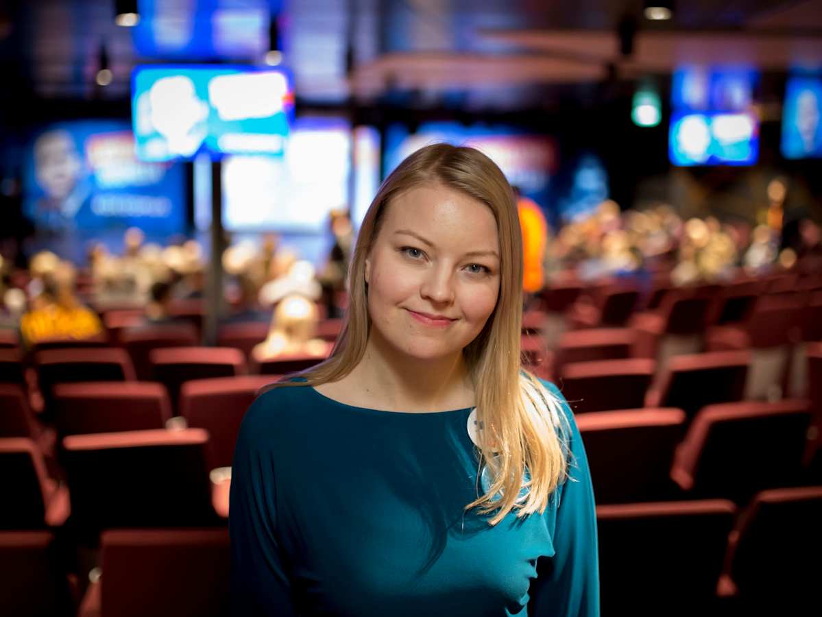 Janika Takatalo, eduskuntavaaliehdokas, Varsinais-Suomi, kokoomusopiskelijoiden puheenjohtaja