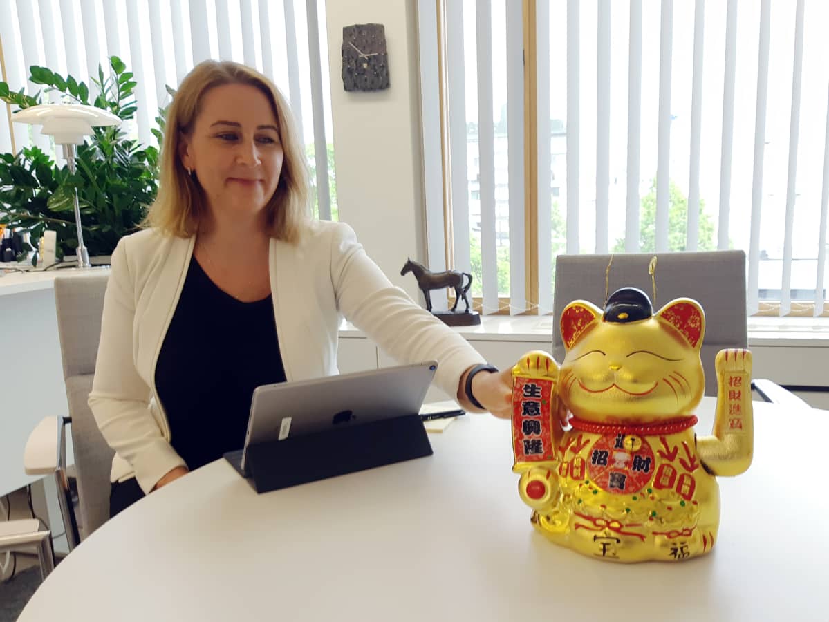 Kissapatsas on lahja kiinalaiselta Xi'anin kaupungilta, jonne on konttijunayhteys Kouvolasta.