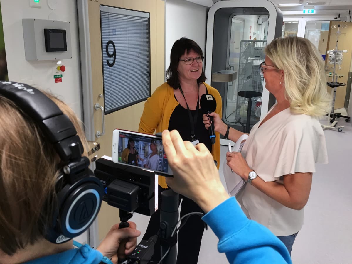 Kirsi Arvonen haastattelussa