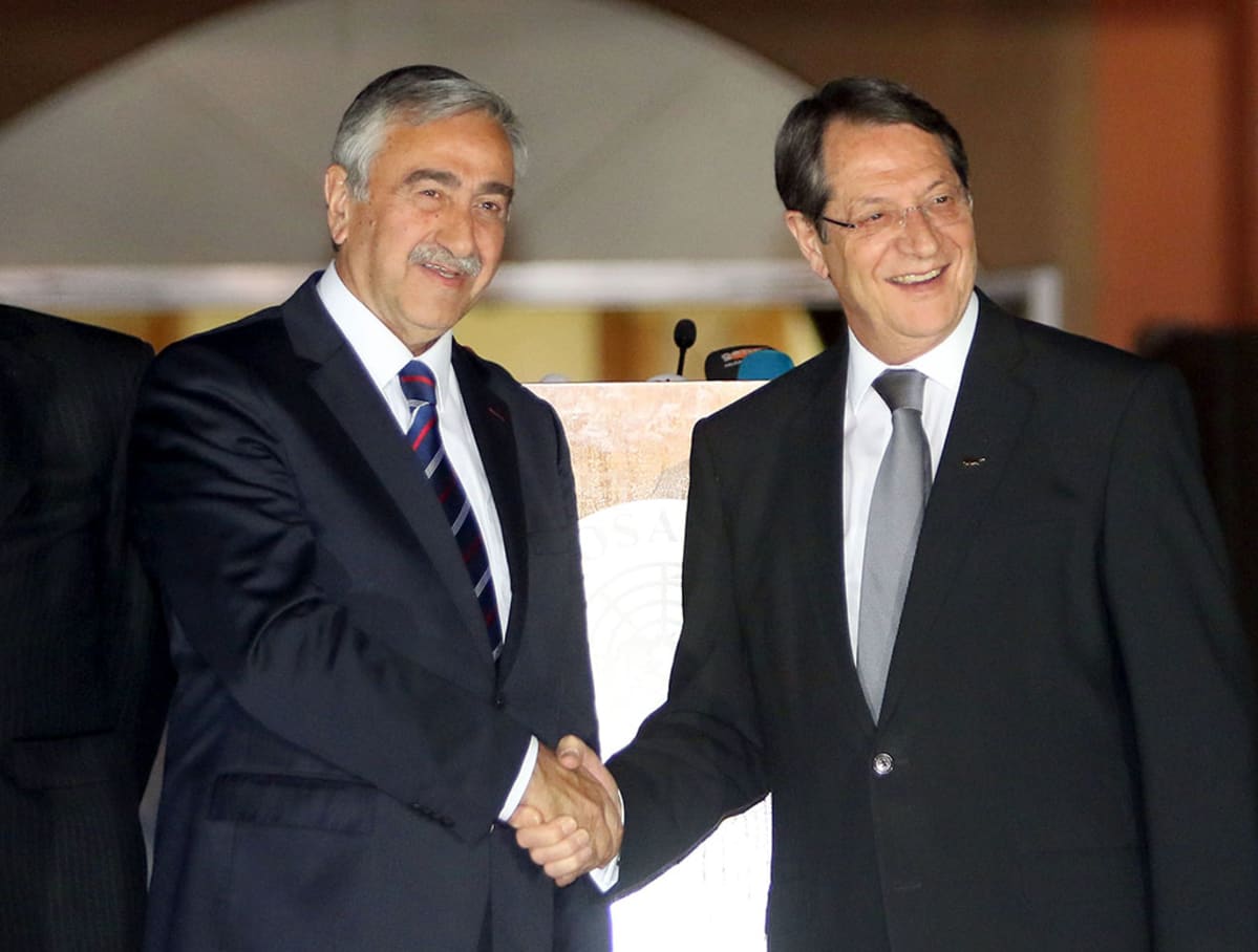 Mustafa Akıncıi ja Nikos Anastasiades