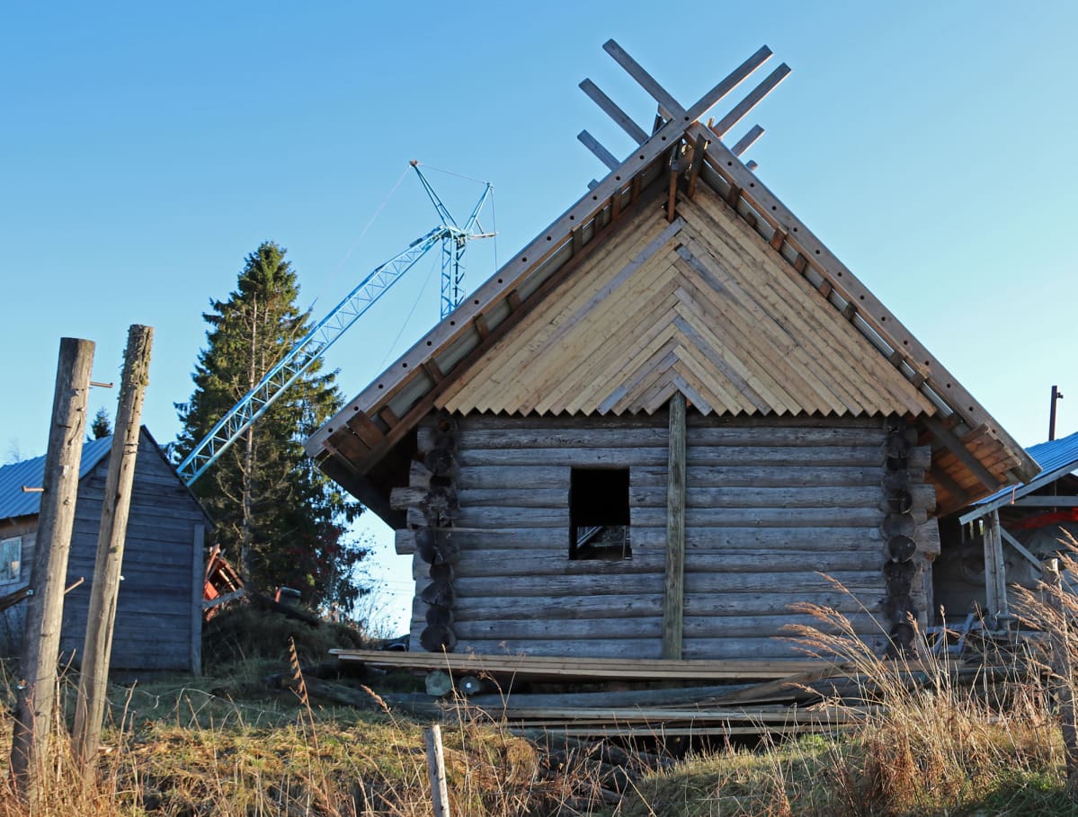 Jaakko Haukipuron itselleen rakentama hautarakennus eli grobu