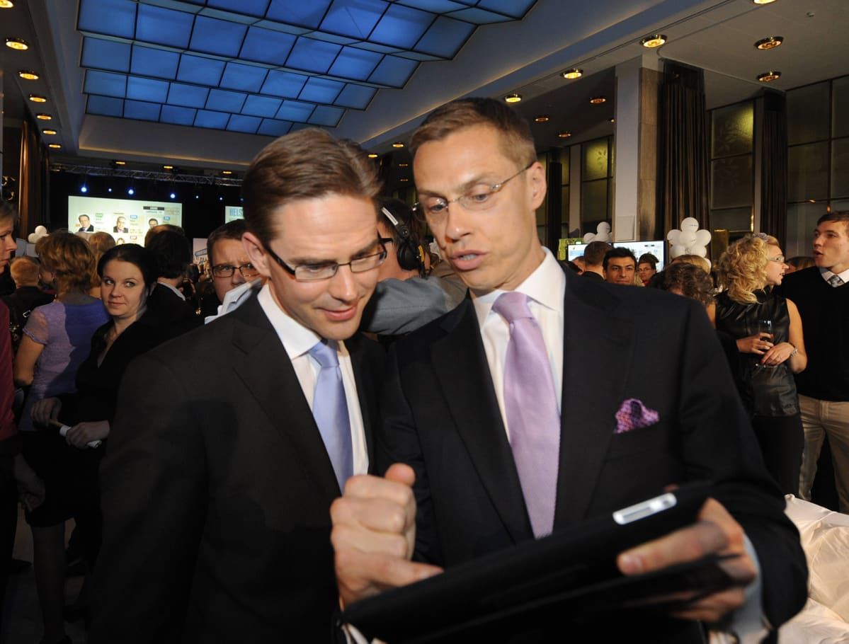 Katainen ja Stubb vaalivalvojaisissa.