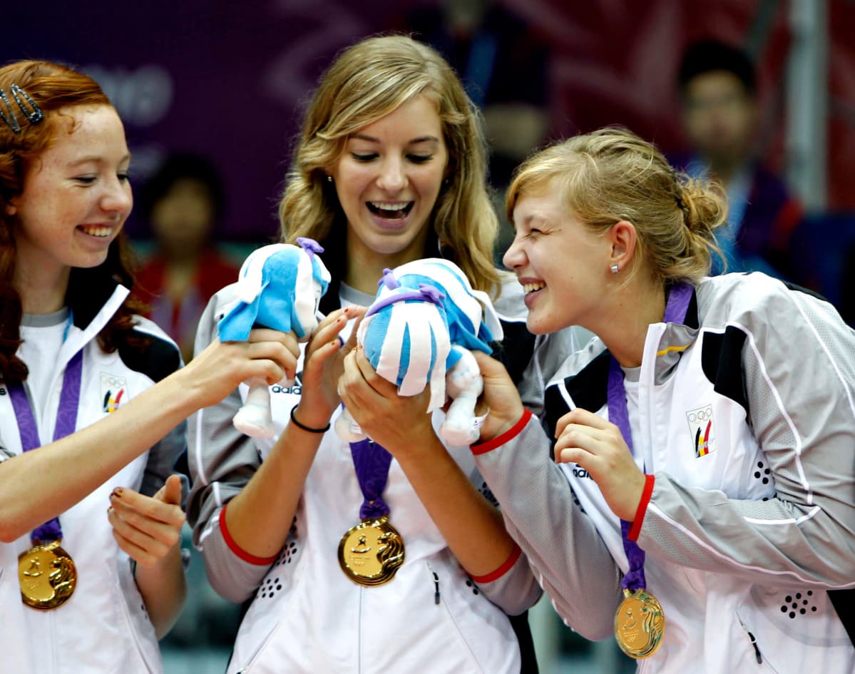 Belgian lentopallotytöt voittivat ensimmäisissä nuorten olympialaisissa Singaporessa 2010.