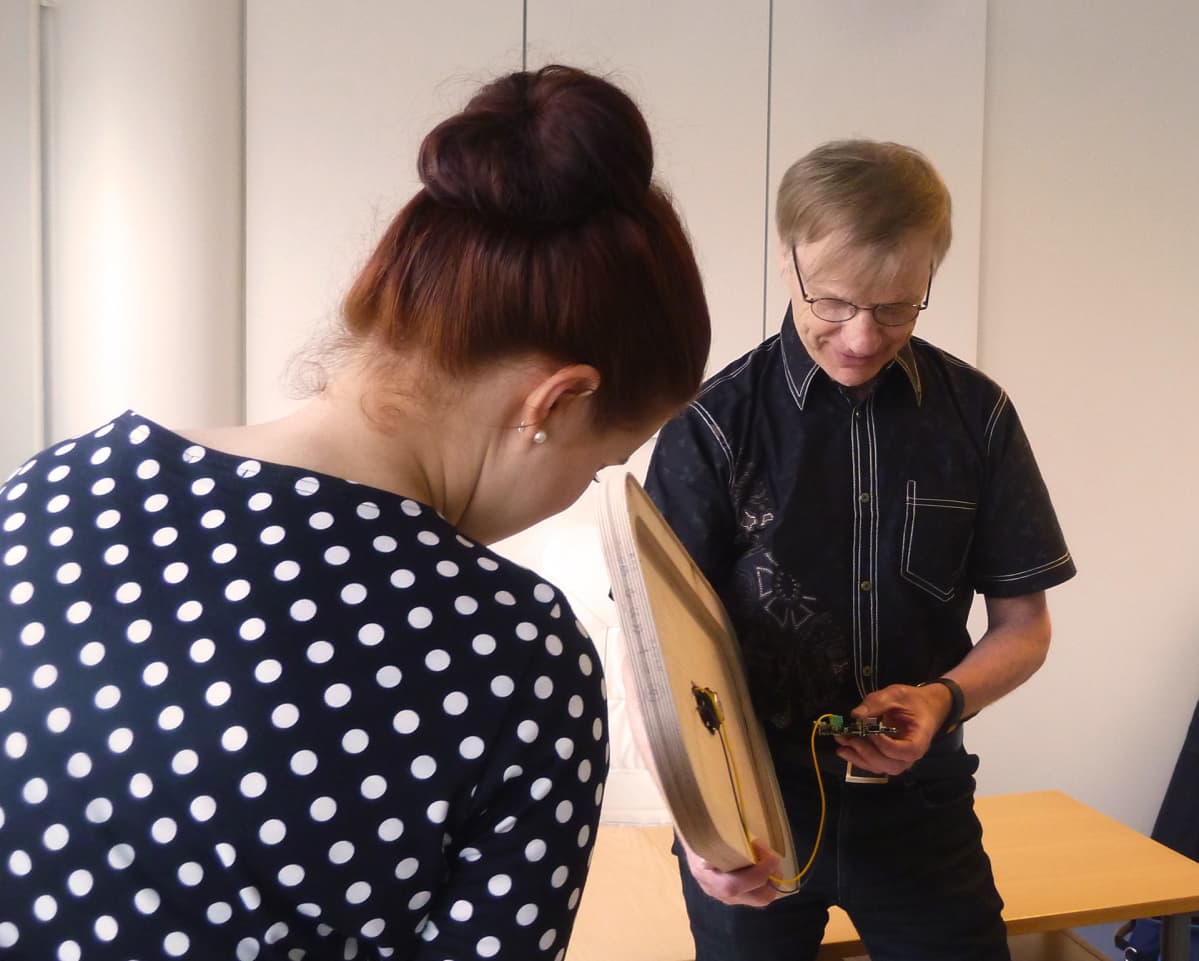 Anni Immonen ja Esko Alasaarela Nucun toimistolla