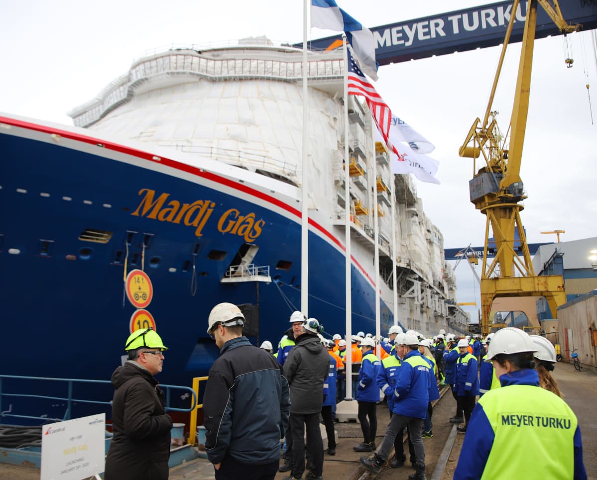 Carnival Cruise Linesin tilaama Mardi Gras laskettiin vesille Meyerin Turun telakalla parjantaina 24. tammikuuta 2020.