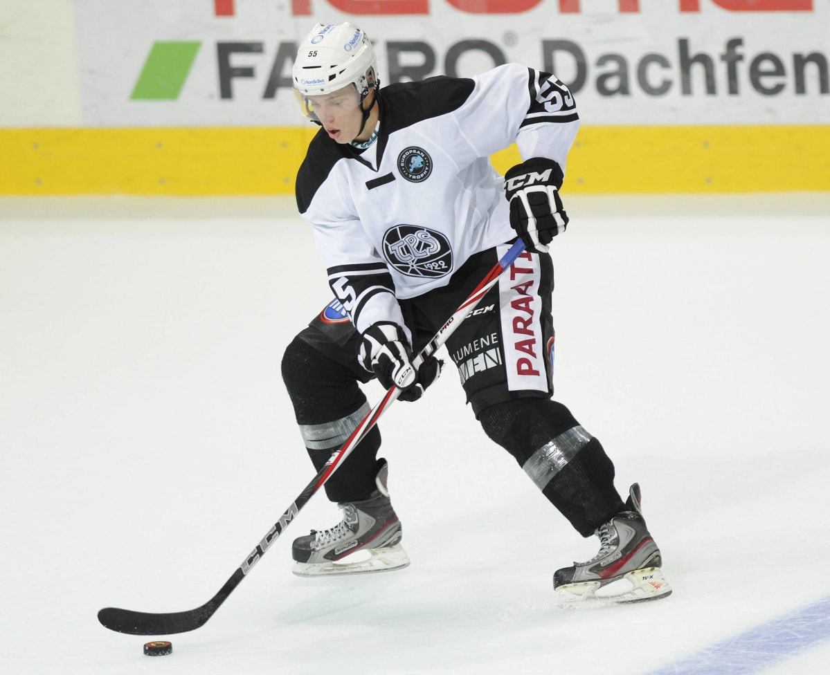 Rasmus Ristolainen TPS-paidassa 2012