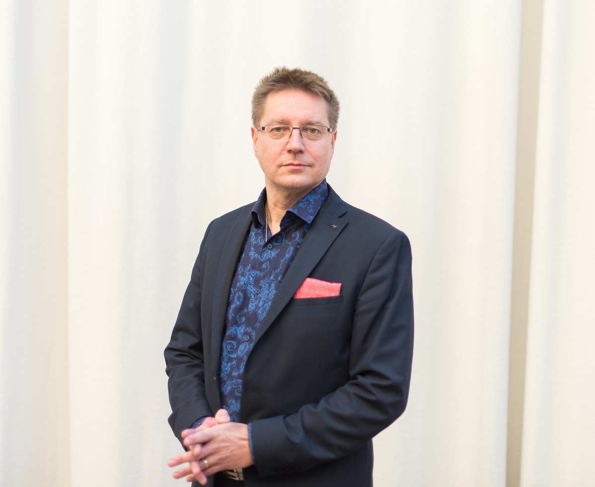Taideyliopiston rehtori Jari Perkiönmäki