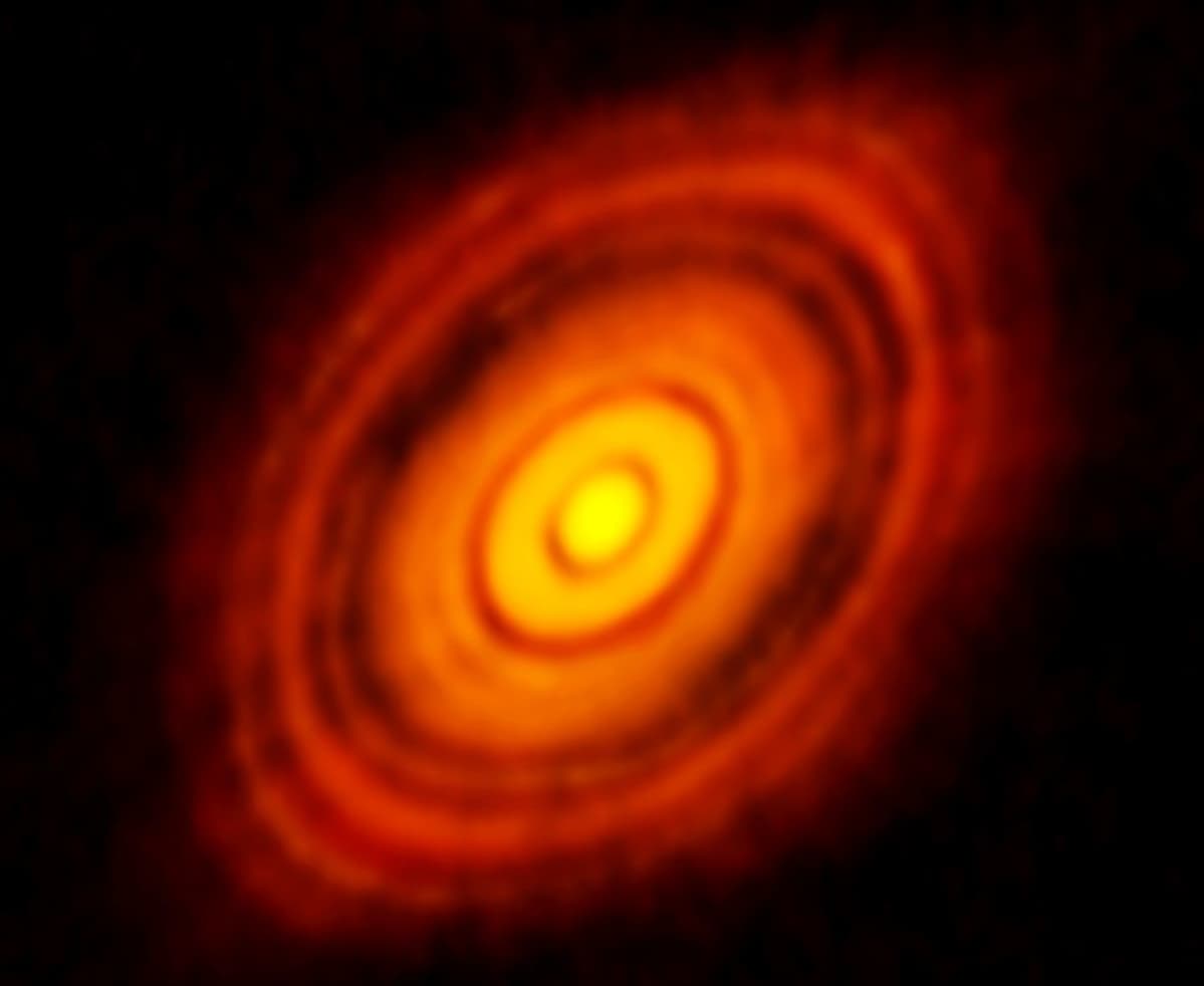 Kuvassa HL Tauri.