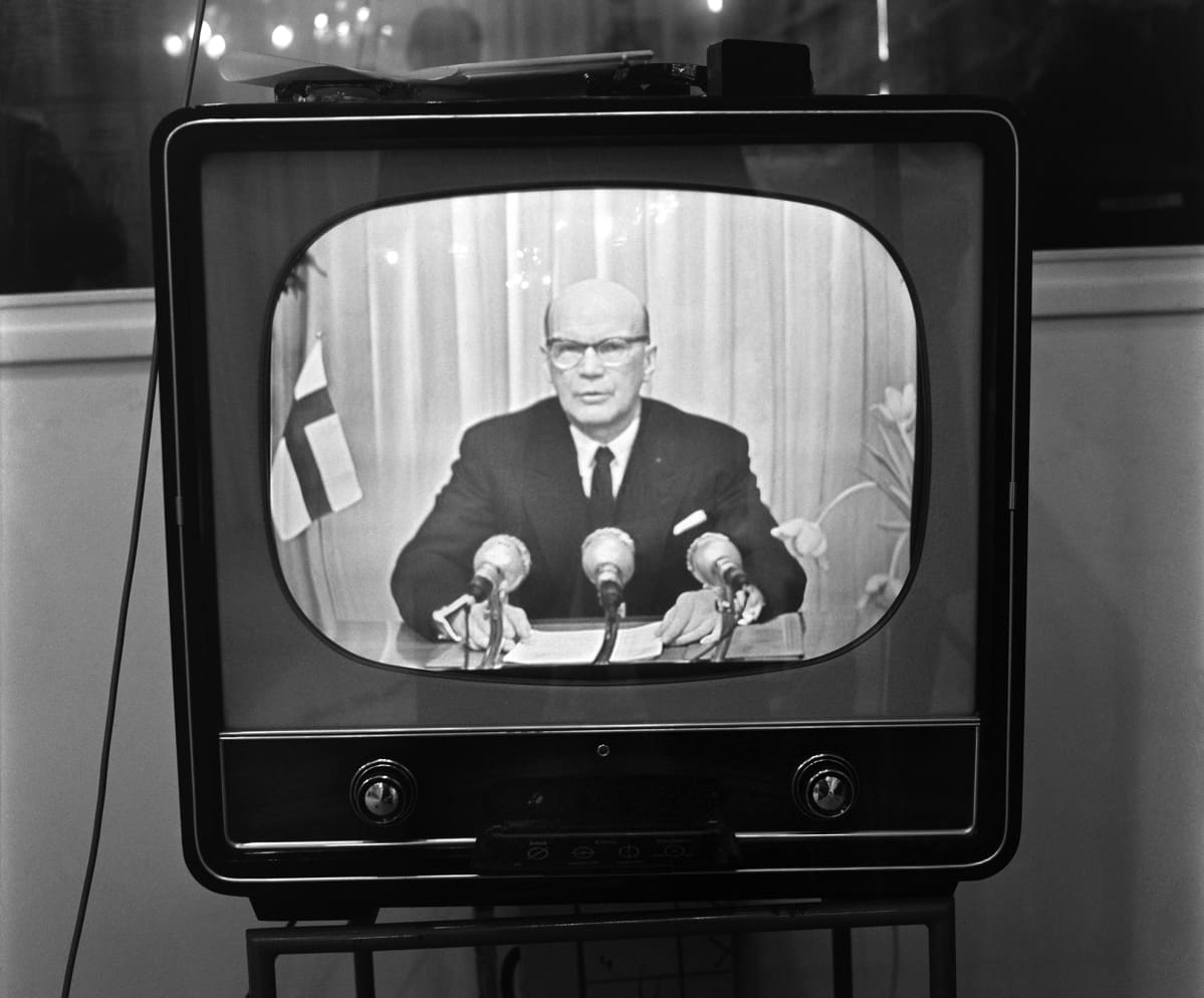 Presidentti Urho Kekkonen puhuu uudenvuoden päivänä vuonna 1958.